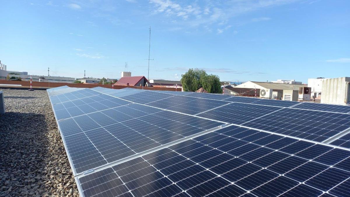 Instalación placas fotovoltaicas.