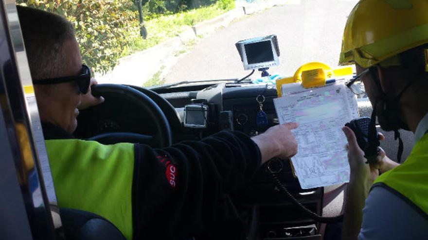 Alumnos de Técnico en Emergencias Sanitarias del IES Virgen de las Nieves  completan su formación práctica en las ambulancias del SUC