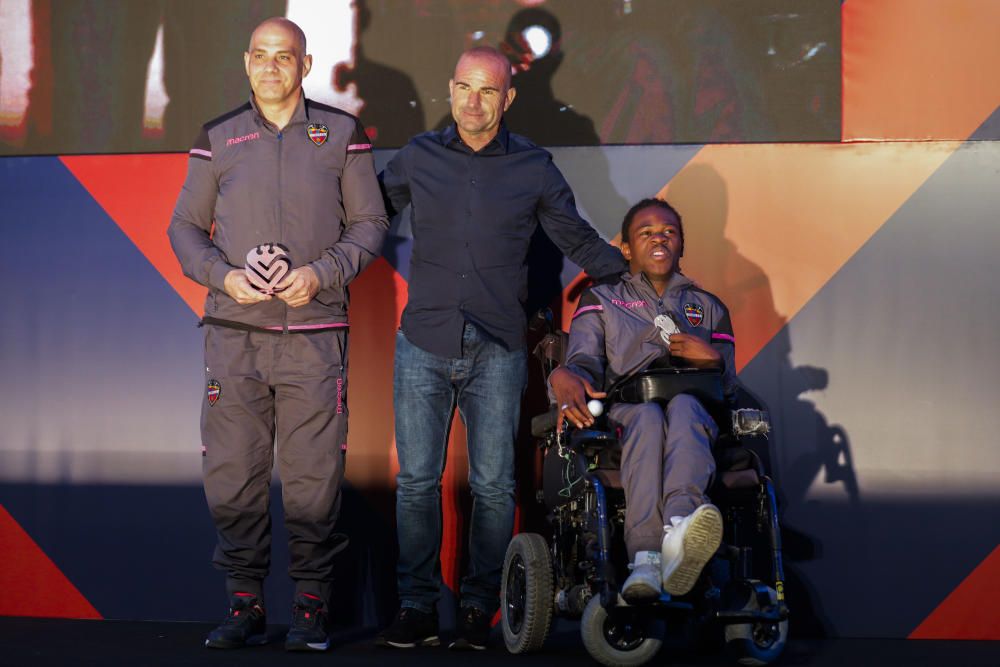 Presentación de la nueva ciudad deportiva del Levante UD en Nazaret