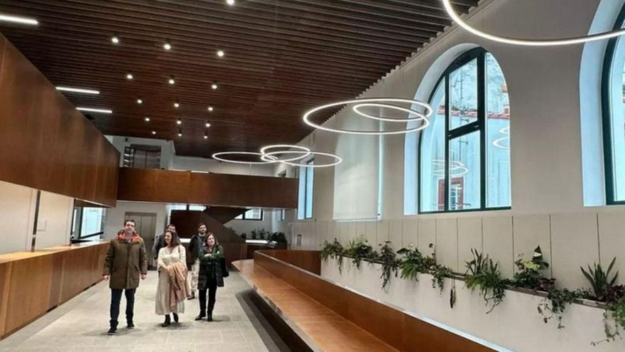 Ninguna empresa opta a la gestión de los puestos del mercado de Betanzos