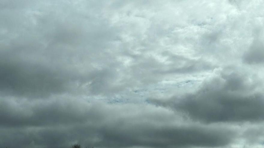 Varias zonas de Extremadura estarán este domingo en alerta amarilla por tormentas