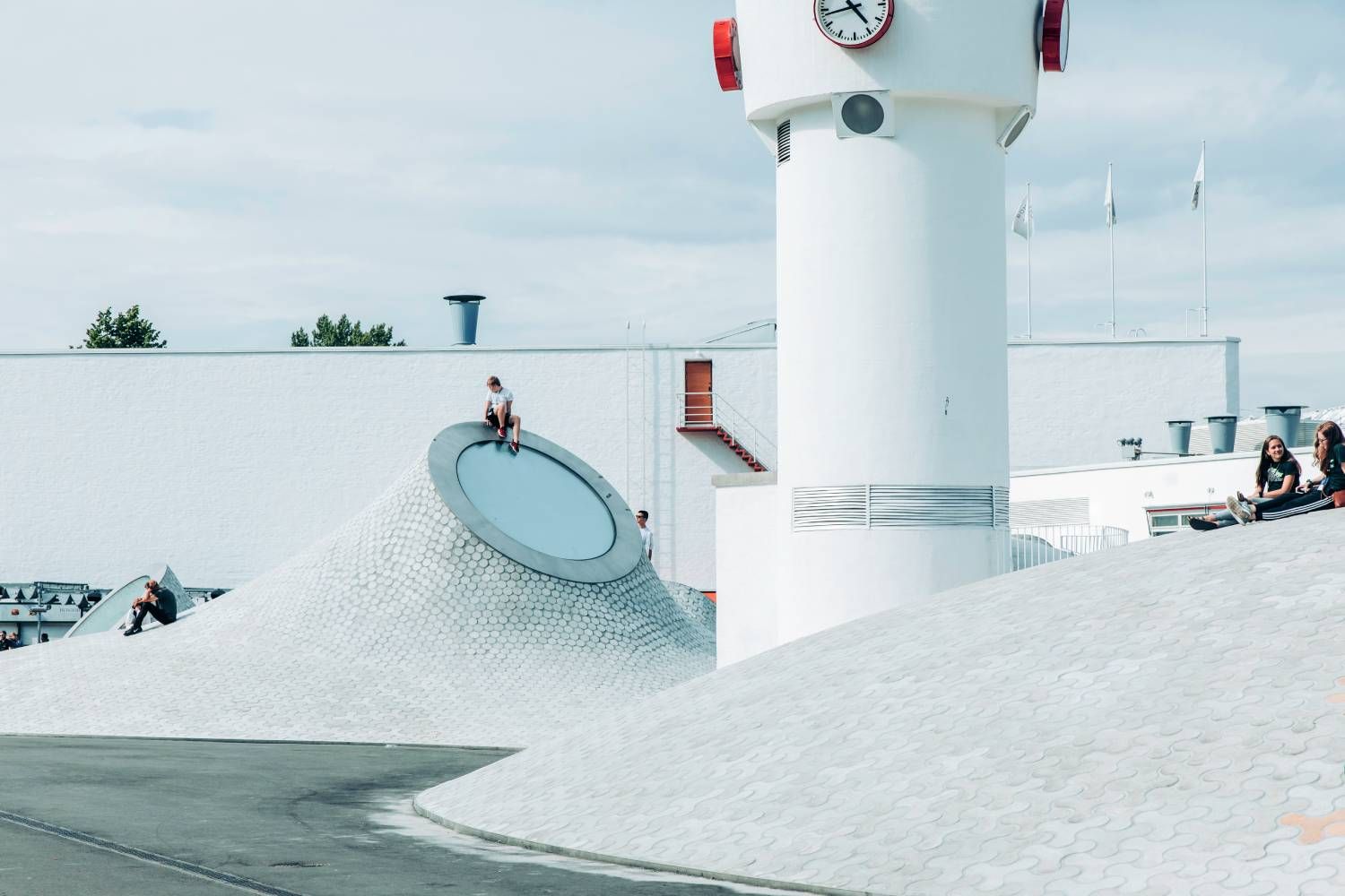 Plaza Lasipalatsi, en Helsinki.