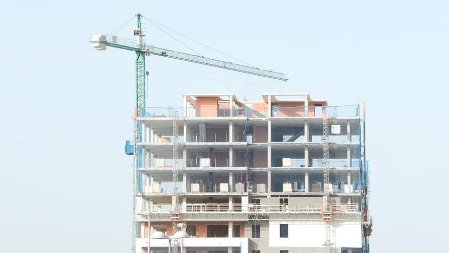 La viviendas que Asturias necesita: debería haber más de 2.500 nuevas al año, pero el ritmo es mucho más bajo, alerta la construcción