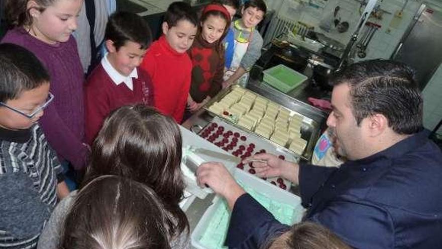 Lecciones de cocina mexicana en el colegio de Soutelo