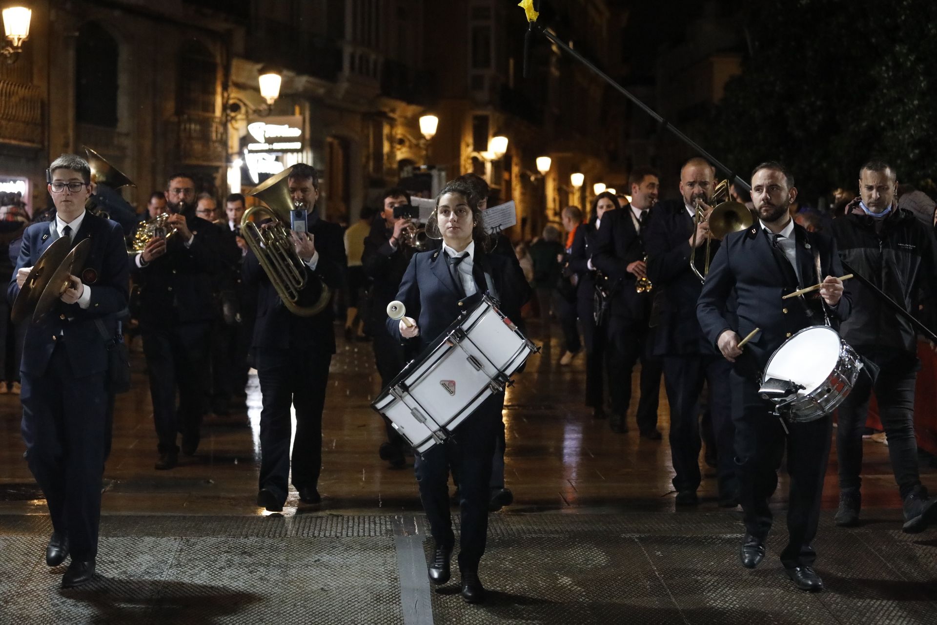 Búscate en el primer día de ofrenda por la calle Quart (entre las 22:00 a las 23:00 horas)