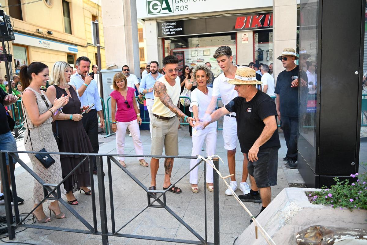 Las mejores imágenes de la mascletà de Pirotécnia La Alpujarreña en el Puente de Altamira de Elche Las mejores imágenes de la mascletà de Pirotécnia La Alpujarreña en el Puente de Altamira de Elche