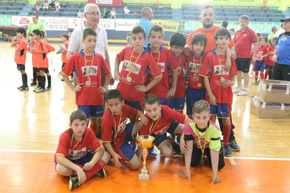 Entrega de trofeos del Torneo de La Amistad