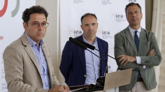 Manuel Cebrián (ICA), Carlos Blázquez (ÖSRM) y Marcos Ortuño. | JUAN CARLOS CAVAL