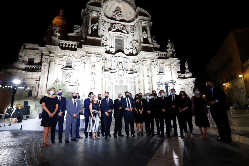 Acto en homenaje a las víctimas del coronavirus en la Región