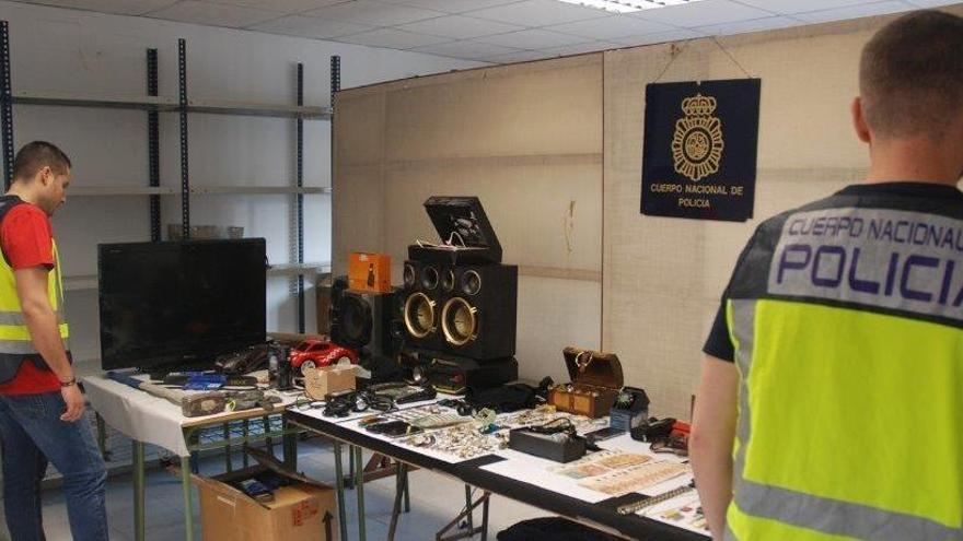 Objectes intervinguts durant l&#039;operatiu policial