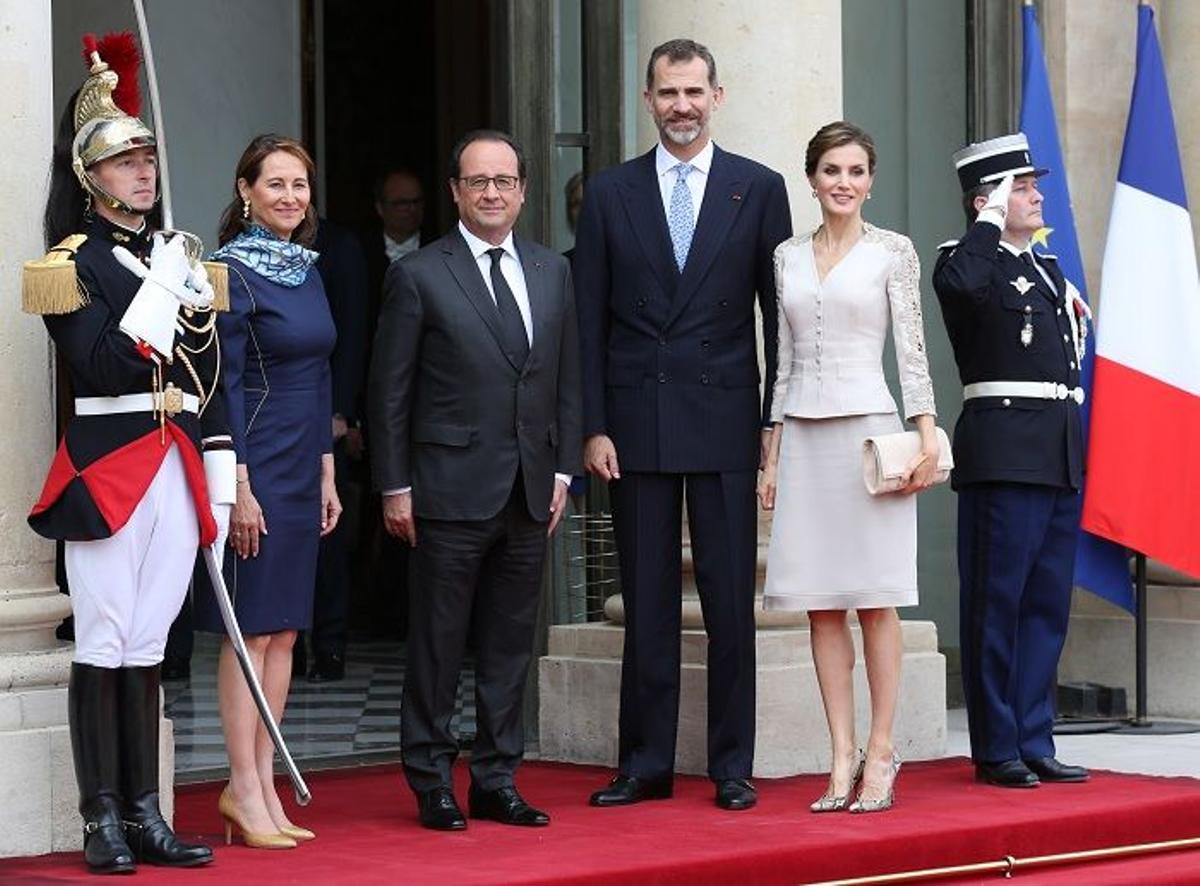 Los reyes junto a Hollande, presidente de Francia y su ministra de Ecología, Ségolène Royal