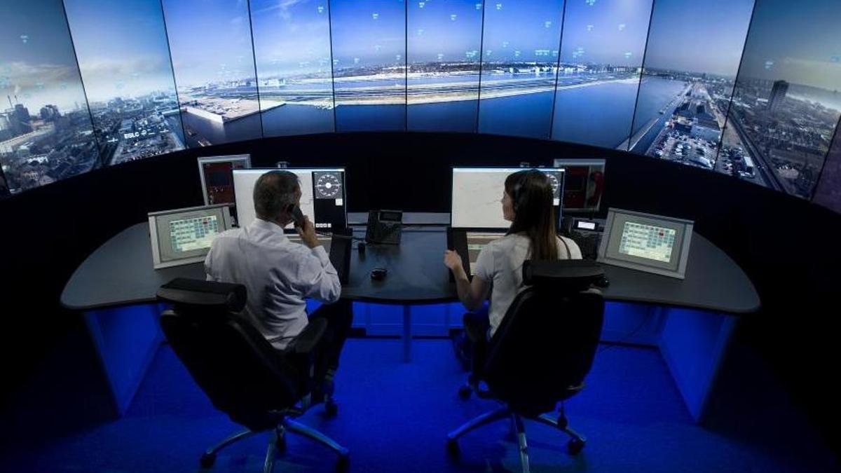 Vista de la torre de control remota de London City similar a la que se implantará en el aeropuerto de Vigo.