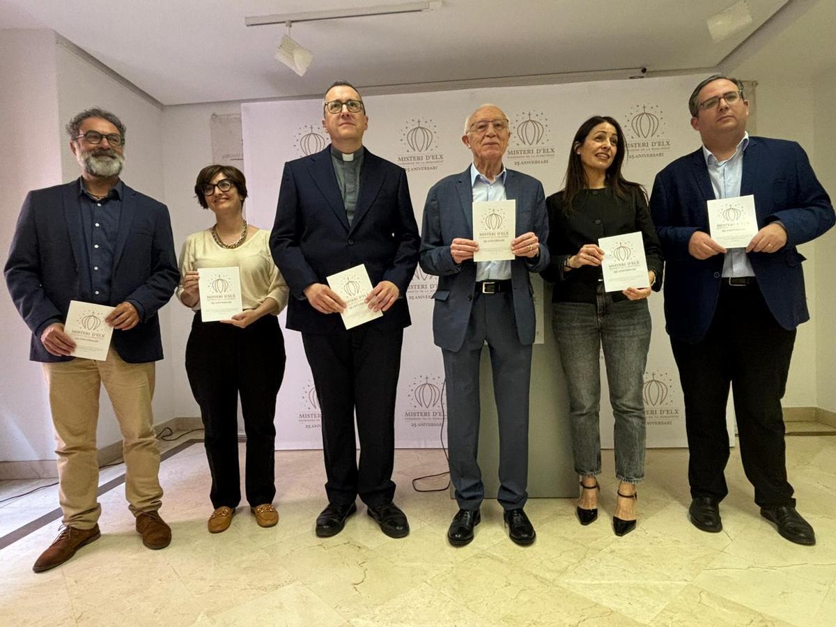La Casa de la Festa acogía la presentación de los actos en torno al 25 aniversario del Misteri d'Elx como Patrimonio de la Humanidad
