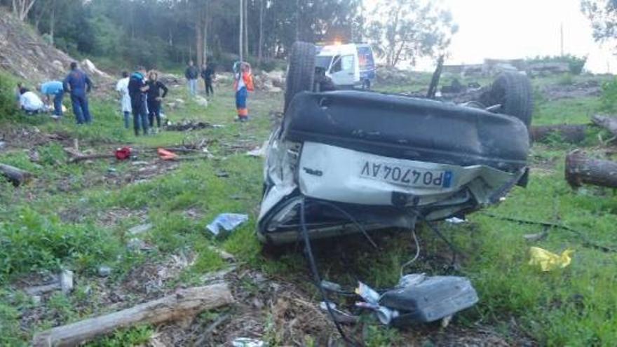 Tres muertos en Guitiriz, Ourense y Moaña en las carreteras gallegas