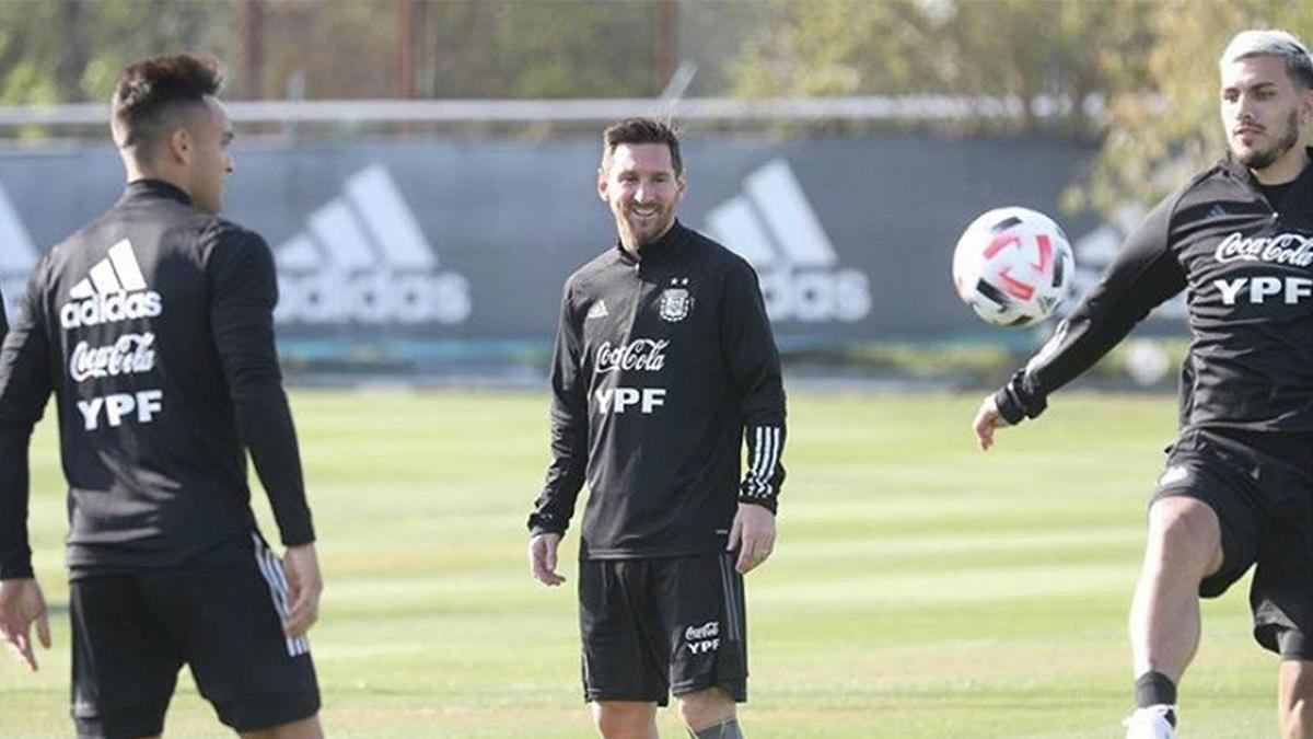 Messi sigue preparando el partido ante Bolivia con Argentina