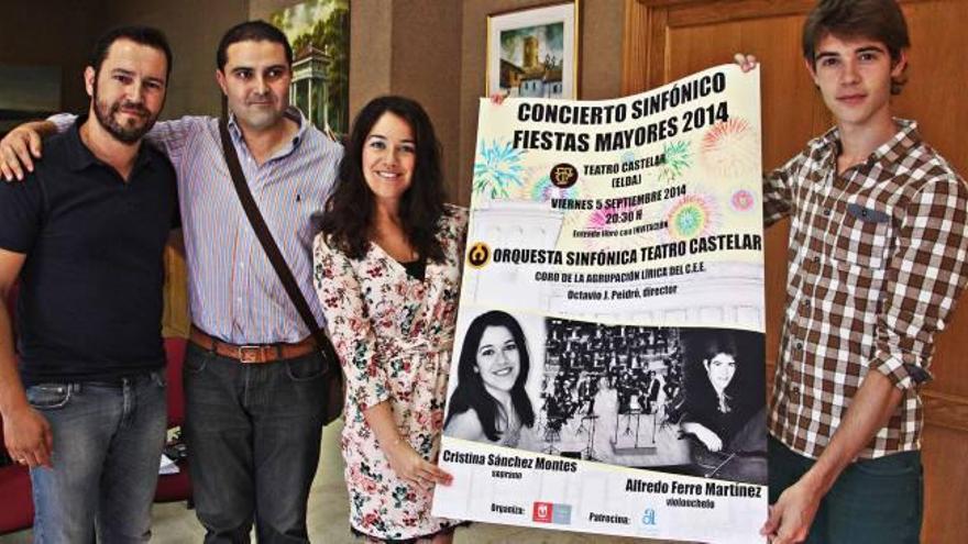 Los protagonistas durante la presentación del cartel del concierto.