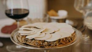 Una deliciosa tartaleta de champiñones y setas, receta del chef Mario Valles.