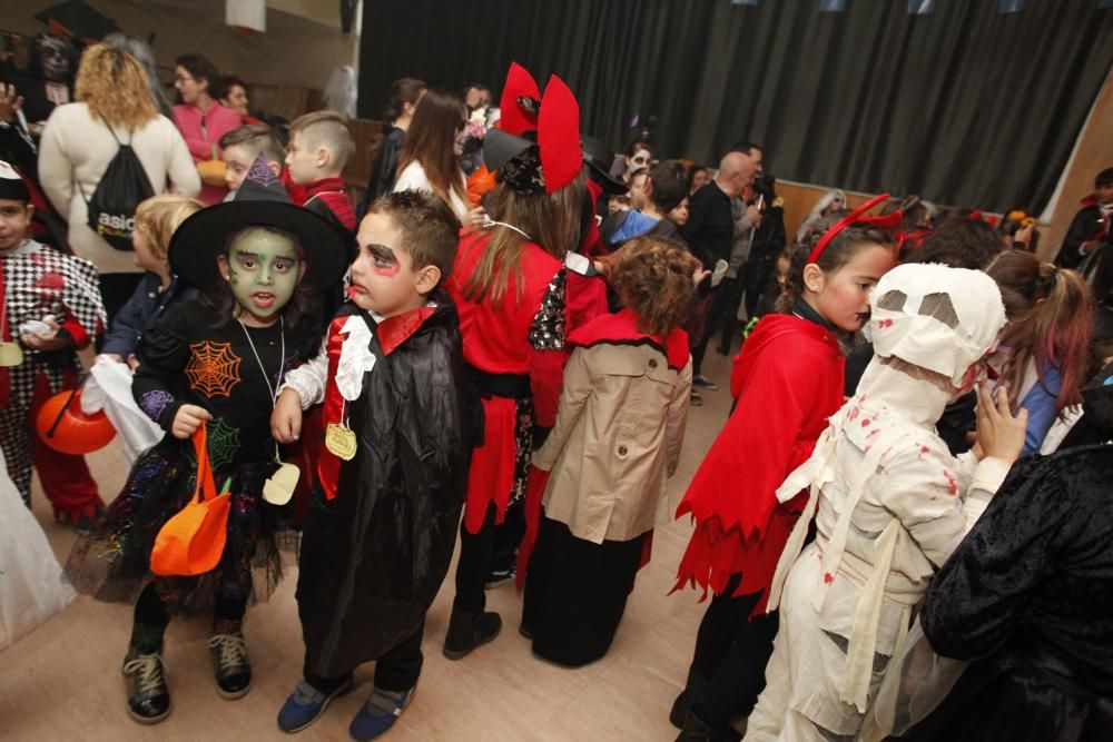 Halloween en la Asociación de Vecinos Santa Bárbara de Gijón