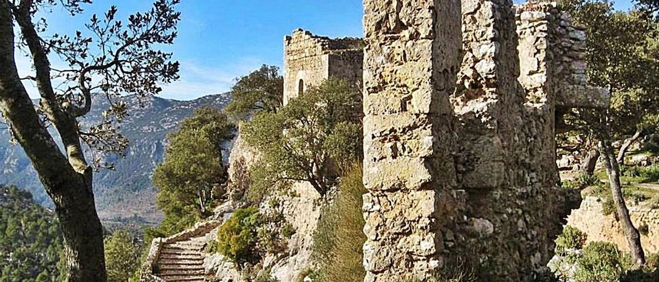 El castillo de Alaró se encuentra en una situación muy preocupante.