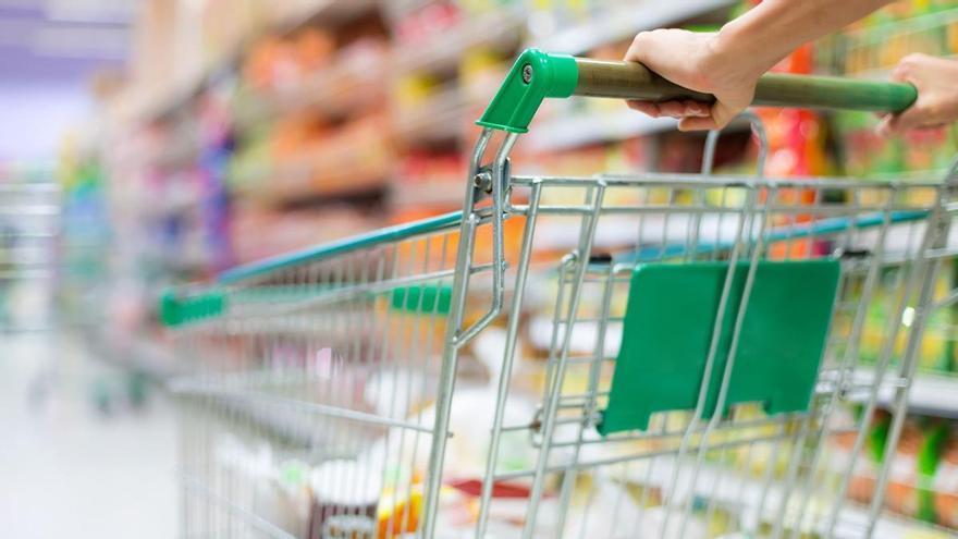 Semana Santa 2026: qué supermercados abren el Lunes de Pascua en València