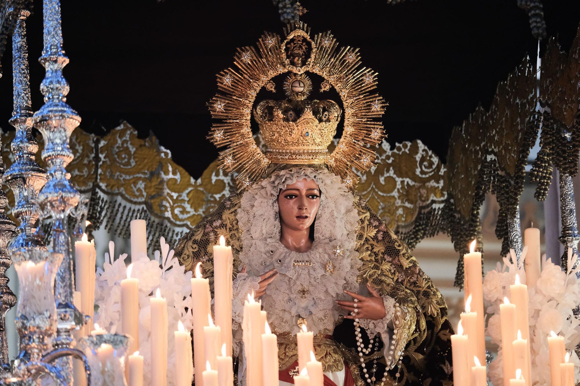 Santísimo Cristo de la Esperanza en su Gran Amor y María Santísima de la Salud suspenden su salida procesional, ante las lluvias 

