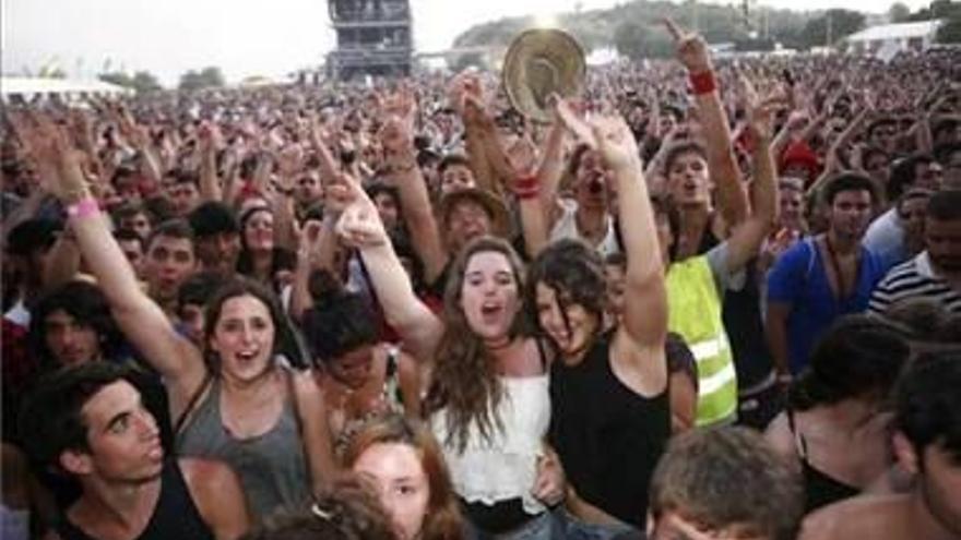 Benicàssim mediará entre los tres grandes festivales para ahorrar costes