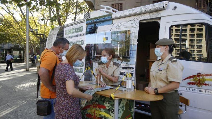 Las Fuerzas Armadas lanzan 3.500 plazas con la duda del coronavirus