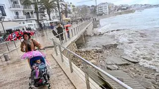 El temporal marítimo vuelve a comerse buena parte de las playas catalanas