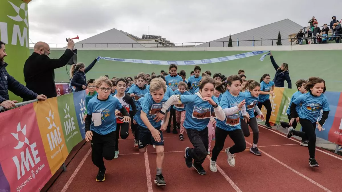 La XVI Cursa Infantil de Reis llena Son Moix de ilusión, deporte y ambiente familiar tras aplazarse por el mal tiempo
