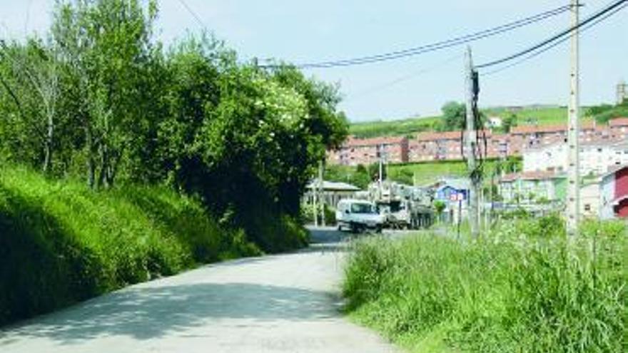 Reclaman el arreglo de la carretera del Villar