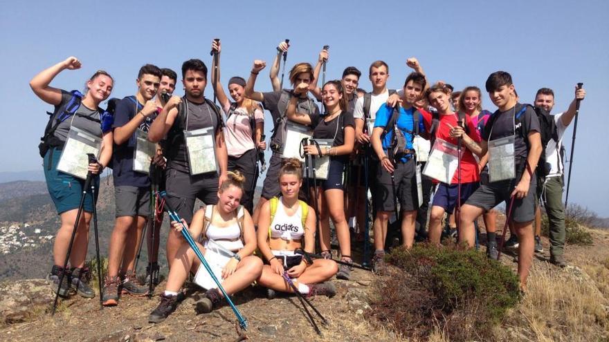 Alumnes de Cicles Formatius de l&#039;INS Illa de Rodes.