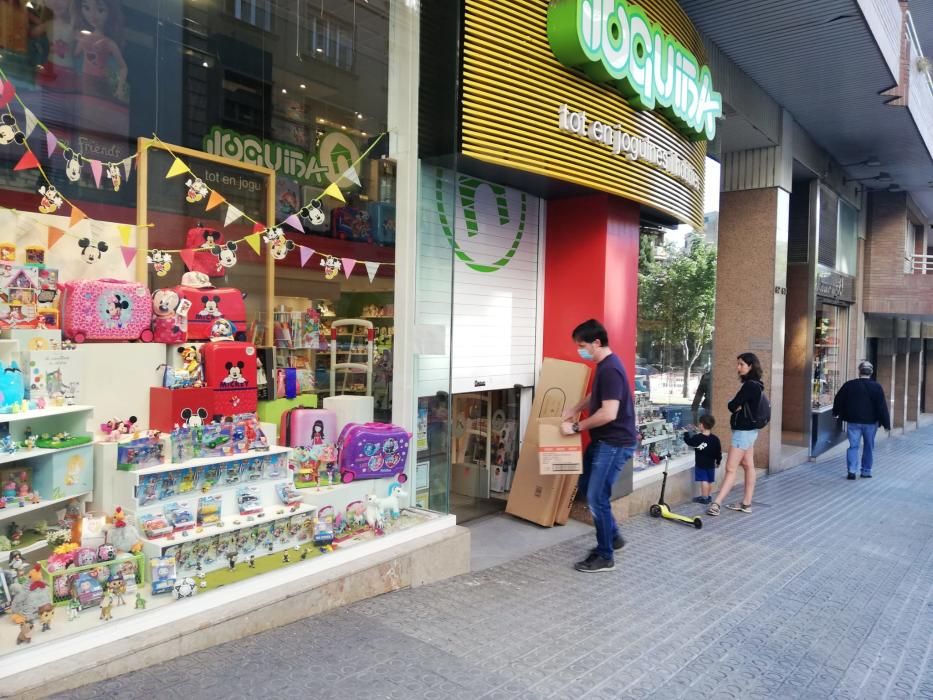 Obertura de comerços i terrasses a Manresa el primer dia de la fase 1