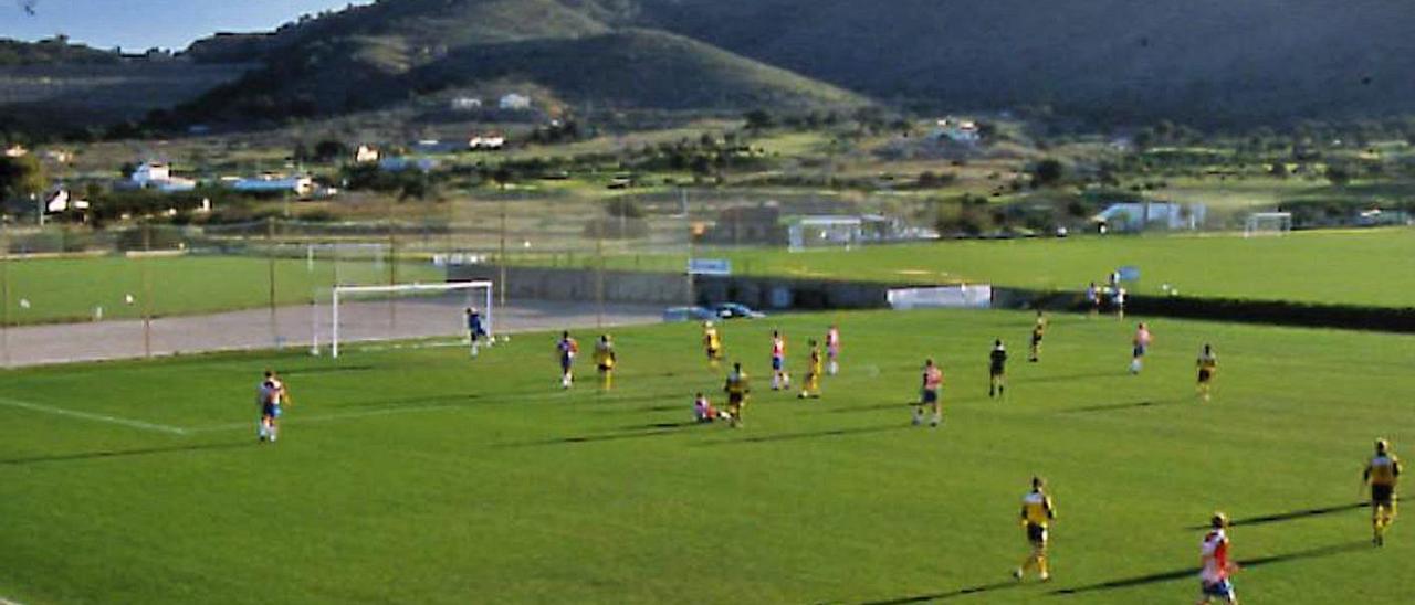 Imagen de algunos de los campos de fútbol de La Manga Club, donde la UD se ejercitará y jugara entre el 20 y 30 de julio. | | LP/DLP