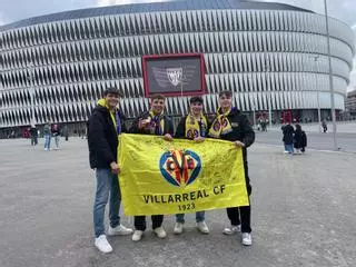 Galería Athletic Club-Villarreal: La 'Marea Grogueta' desembarca en San Mamés para animar al Submarino