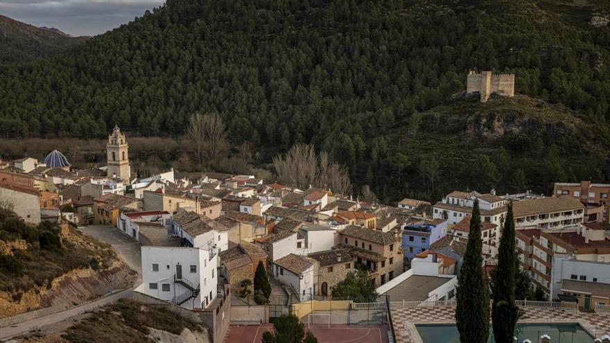 El pueblo de Castellón que busca reabrir su cámping tras 16 años para volver a tener un colegio
