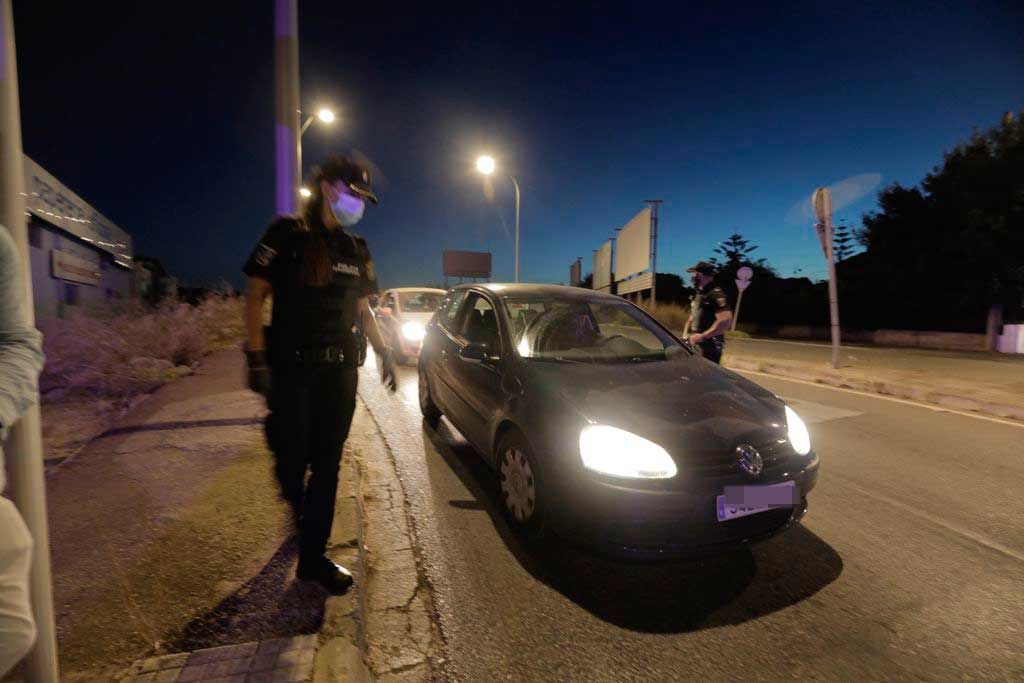 Ofensiva contra el botellón en Son Castelló