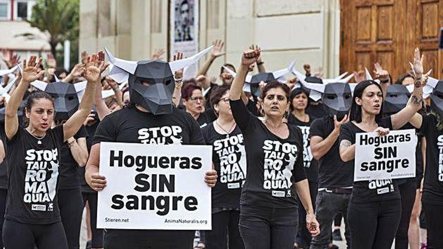 Protesta antitaurina en Alicante