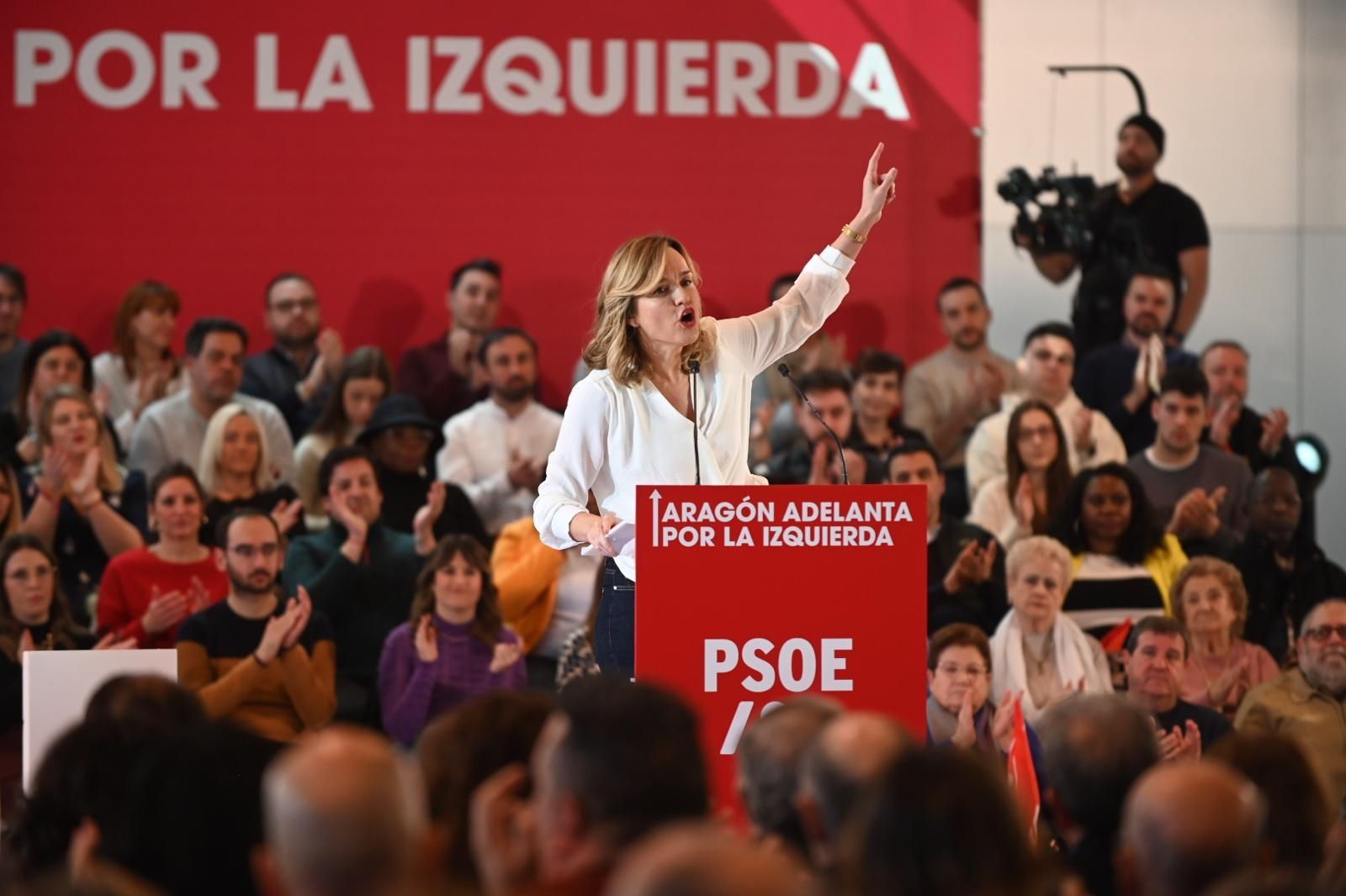 En imágenes | Mitin de Pilar Alegría en el Palacio de Congresos de Zaragoza