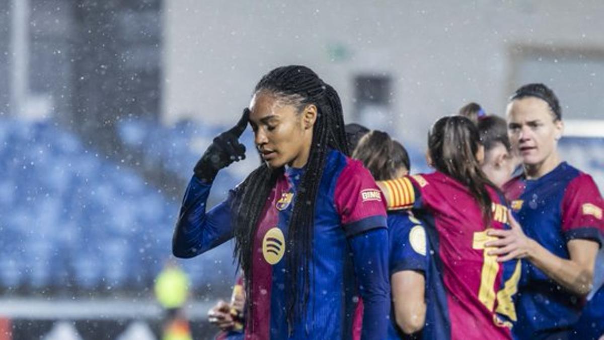 Salma Paralluelo, marcó dos goles ante el Madrid