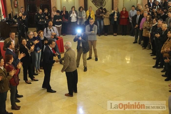 Homenaje a los policías locales jubilados en Murcia