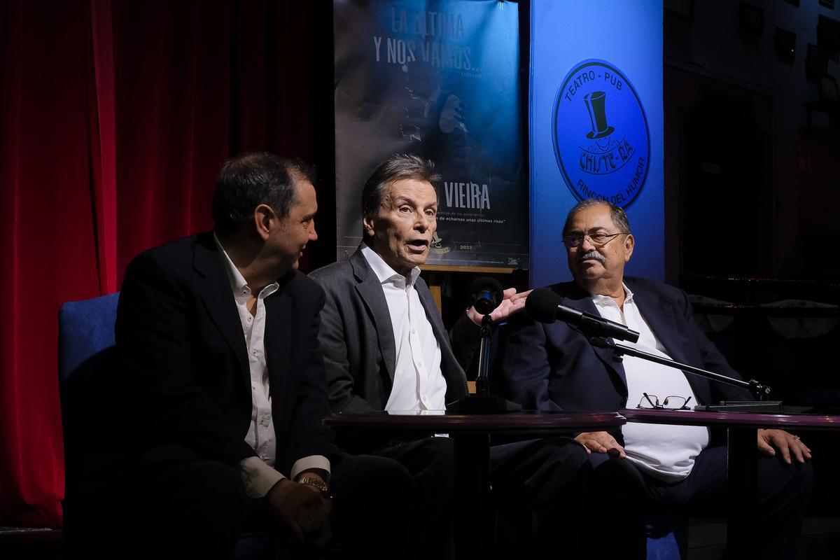 Manolo Vieira presenta su último espectáculo 'La última y nos vamos' Manolo Vieira presenta su último espectáculo 'La última y nos vamos'