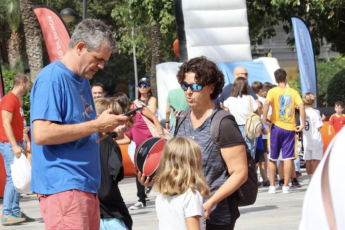Aledaños del Palacio de los Deportes y Fan Zone de Plaza Circular