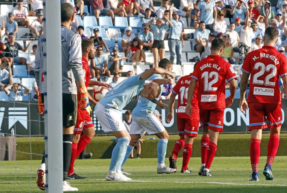 Las mejores fotografías del primer partido de Liga que midió a celestes y a pericos en Balaídos.