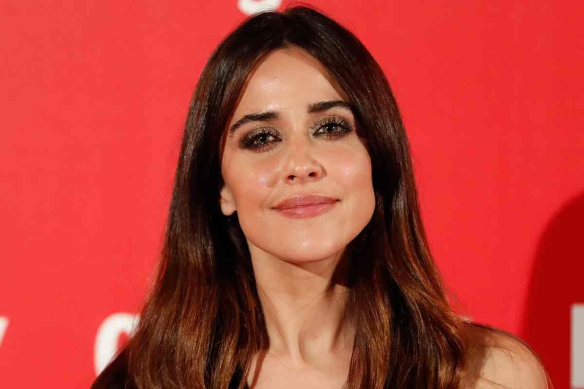 Macarena García en la alfombra roja de los Premios Fotogramas de plata