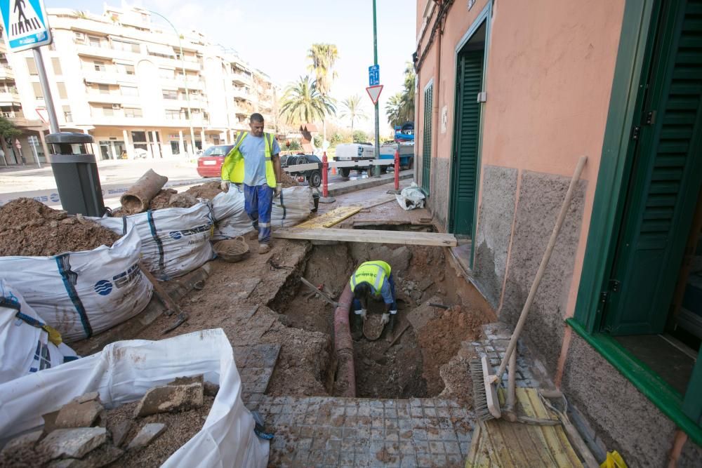 Inundación en una casa tras la rotura de tres tuberías