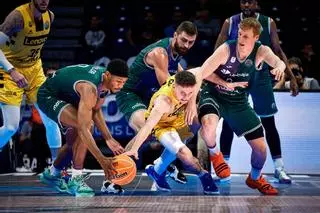 Txus Vidorreta hace balance del partido en la final de la Basketball Champions League