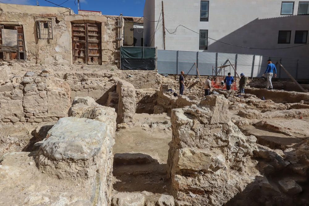 Unas obras dejan al descubierto restos arqueológic