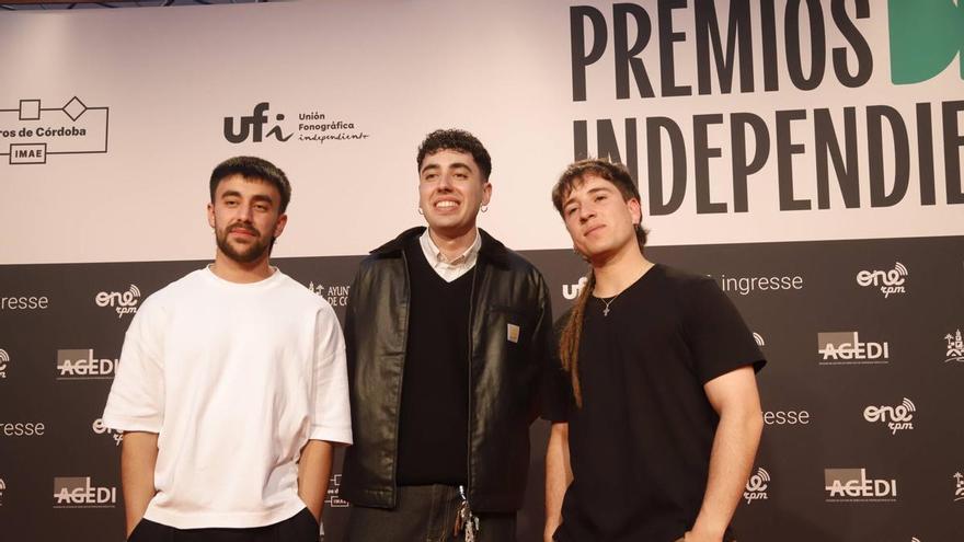 Las figuras más relevantes de la música indie desfilan por la alfombra roja de los Premios MIN en Córdoba