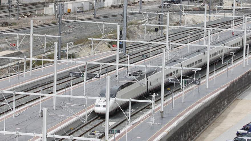 El Síndic vuelve a requerir al Ayuntamiento que elimine los ruidos en la estación del AVE