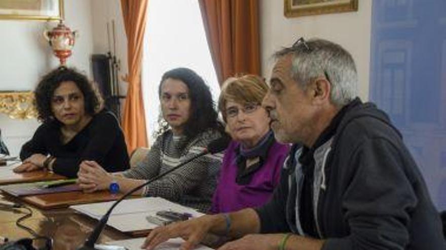 Presentación del proyecto educativo &quot;No cierres los ojos&quot; en el Ayuntamiento de Zamora.